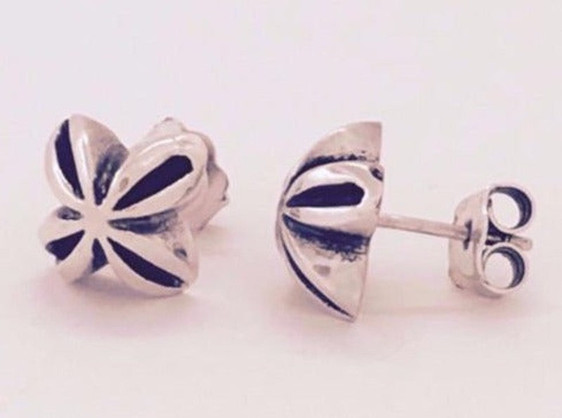 Silver & oxidised flower stud earrings