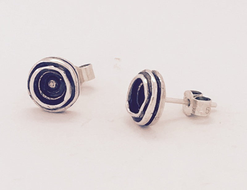 Silver & oxidised round concave stud earrings