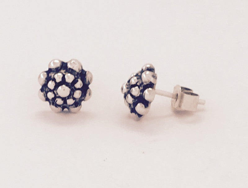Silver & oxidised  bobbly stud earrings